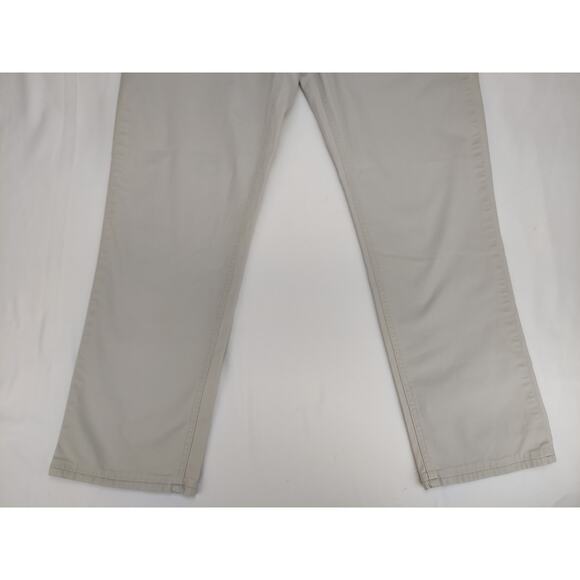 Peter Millar Soft Touch Twill 5-Pocket Light Gray Chino Pant Me0B47 Size 36x27 - Picture 10 of 12